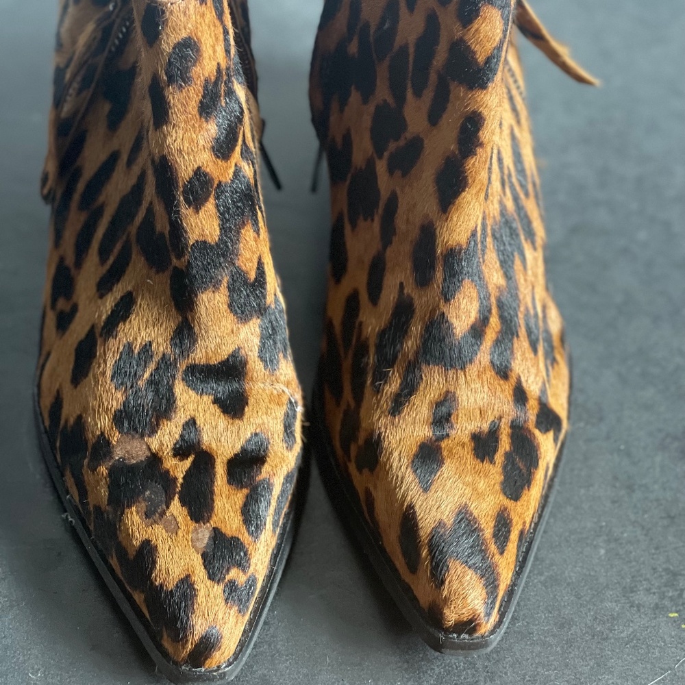 Cheetah print booties by Sam Edelman, size 7